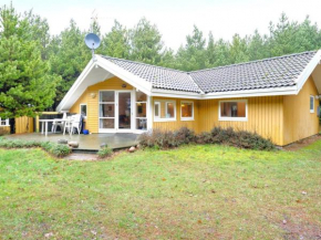 Holiday Home Alaine - 850m from the sea by Interhome, Mølby